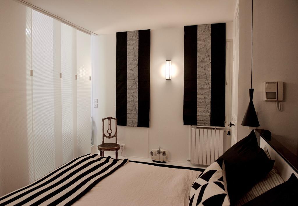 Le Jardin De Rochegrosse Bed & Breakfast Paris Exterior photo